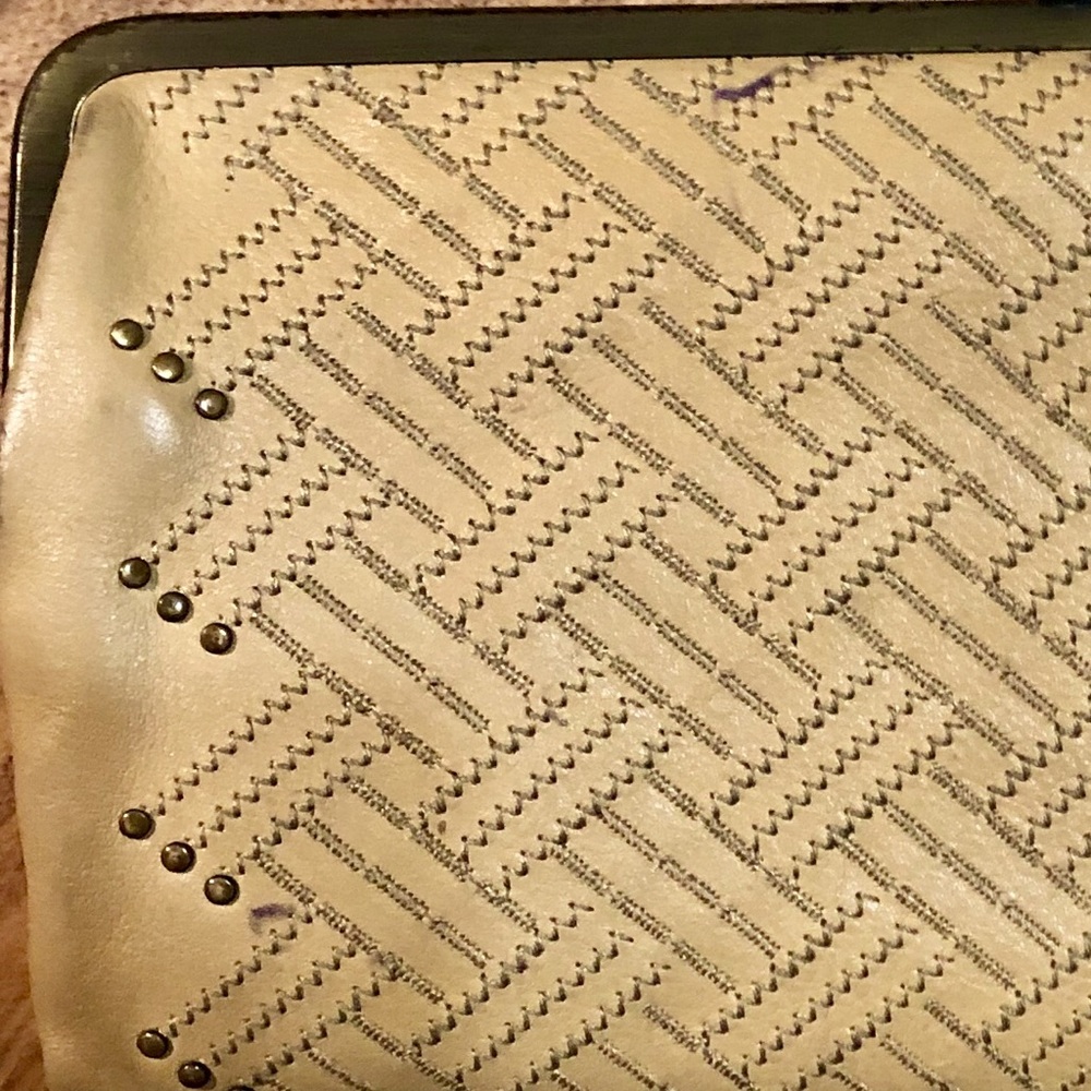 Hobo Clutch - Picture 3 of 7
